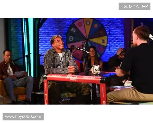 亚马尔：之前我告诉西班牙国王我16岁，随后大家都开始笑